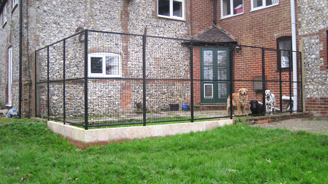 Dog runs: customers happy dogs in their Pens